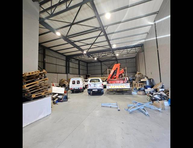 INDUSTRIAL PROPERTY TO RENT IN STIKLAND INDUSTRIAL